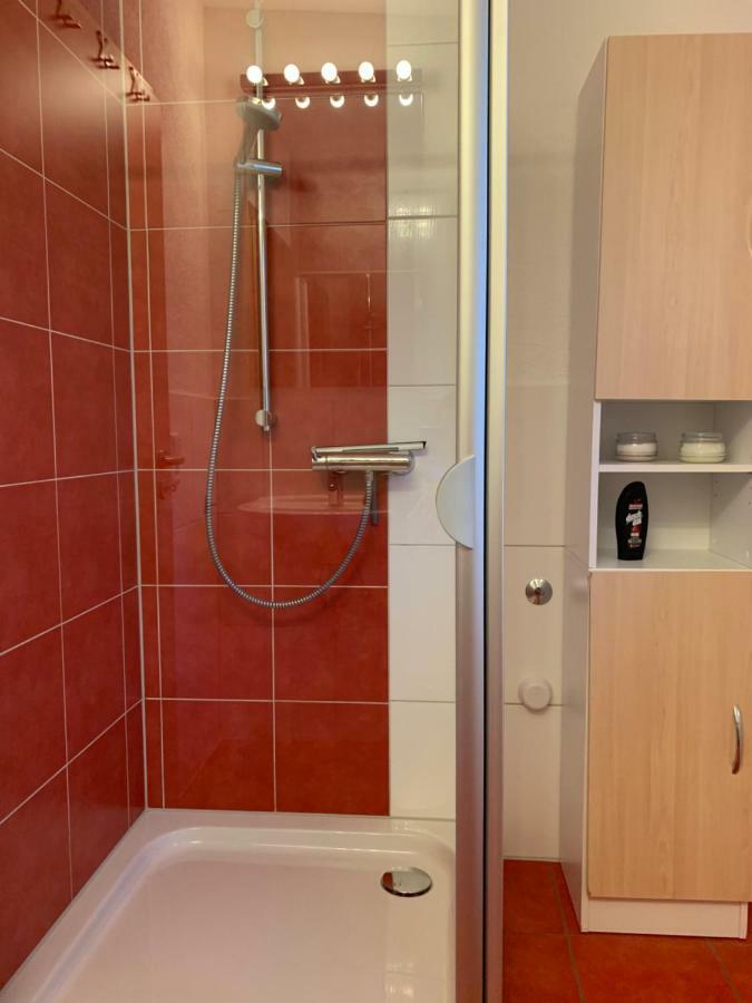 Schoene Wohnung In Roefingen Rofingen Buitenkant foto